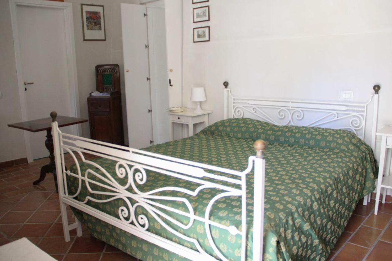 Il Casale Residence Племирио Екстериор снимка